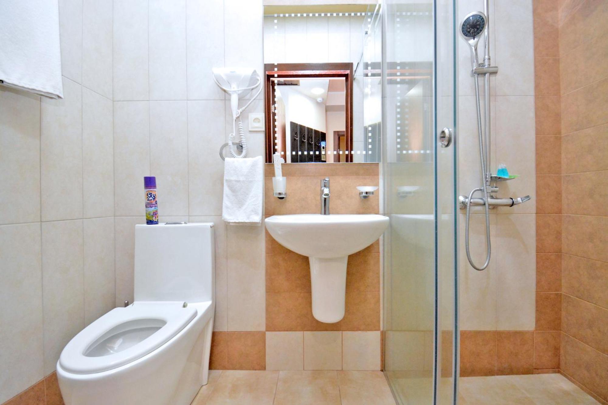 Partez Hotel Yerevan Exterior photo